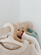 Abricotine ⚜ Porte vêtements en bois - Abricotine vendu par Veille sur toi