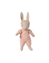 Maileg 16-5024-00 Lapin micro avec barboteuse en tricot - Maileg Barboteuse rose vendu par Veille sur toi