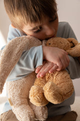 Moonie KCA2 Peluche Sonore en Coton Biologique avec Veilleuse 2.0 - Lapin Cappuccino - Moonie vendu par Veille sur toi