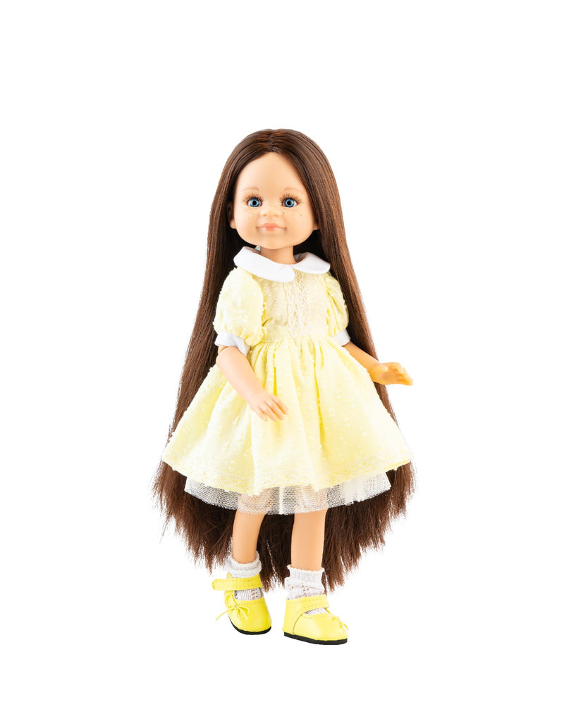 Poupée articulée  Las Amigas - Gema - Robe jaune, chaussettes blanches et chaussure jaune - Paola Reina