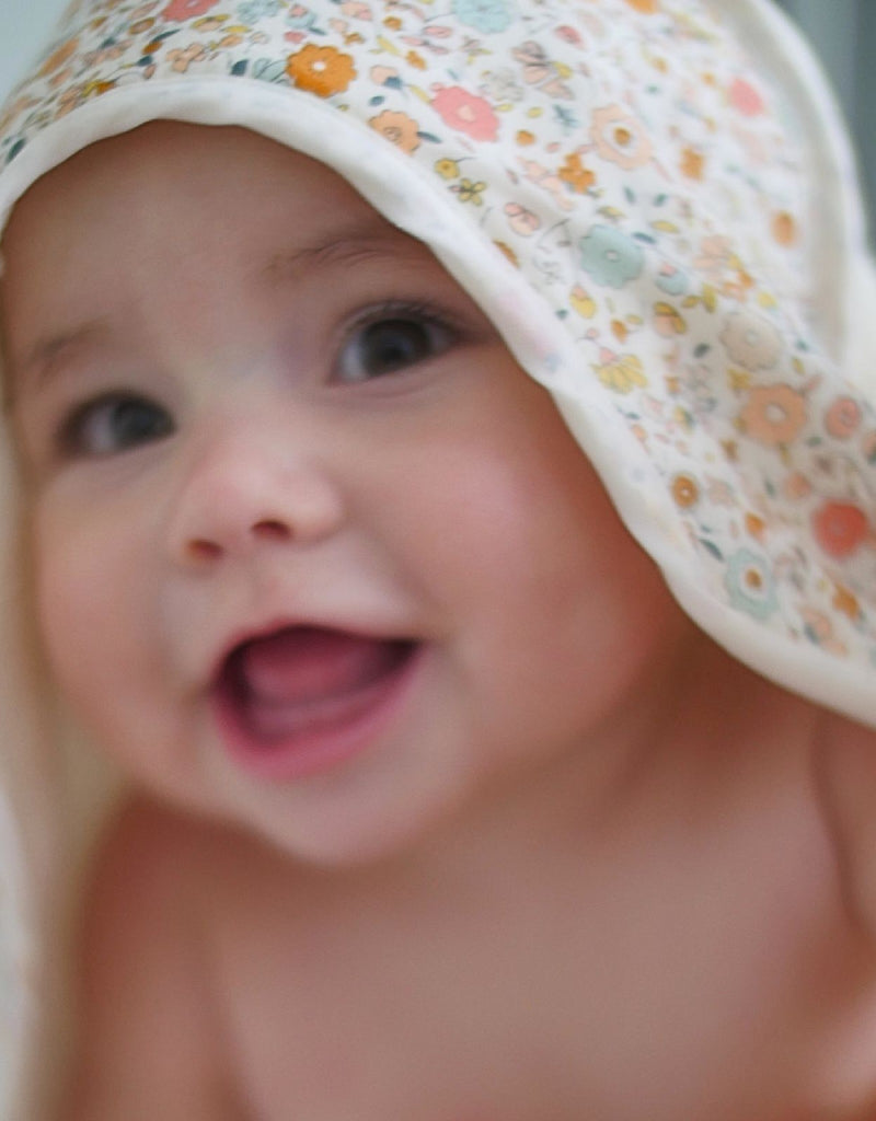 Sortie de bain pour bébé - Sarcelle et petites fleurs - Baluchon