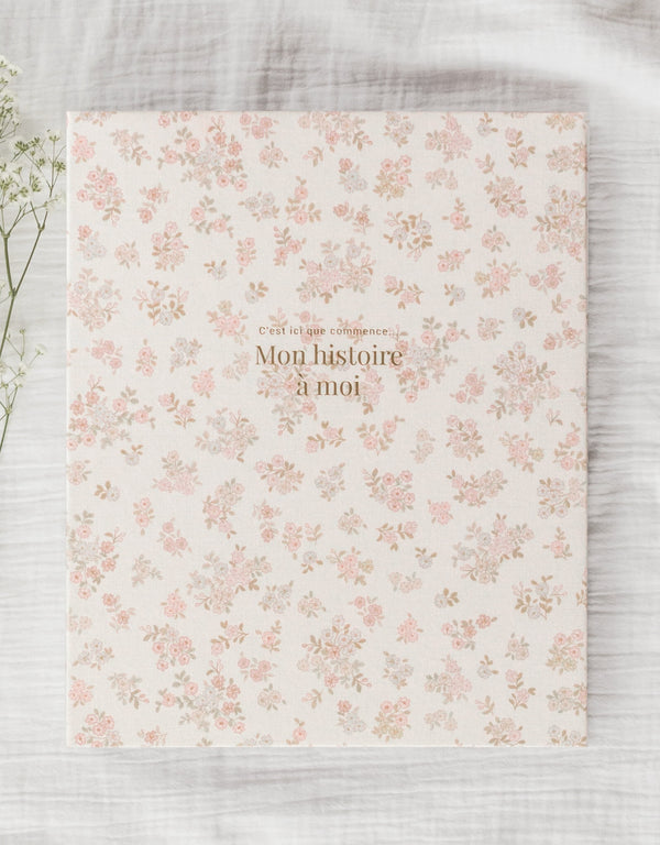 Livre de bébé - Album pour enfants Mon histoire à moi - Fleurs pastel - Le petit tableau noir | Veille sur toi