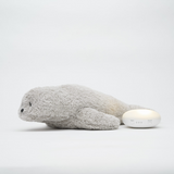 Peluche Sonore en Coton Biologique avec Veilleuse 2.0 - Phoque gris - Moonie