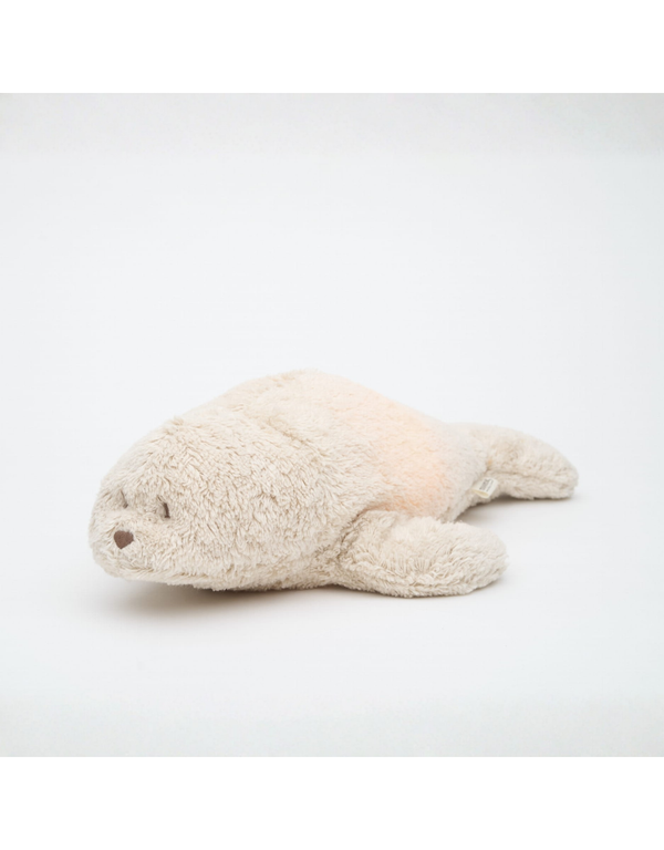 Peluche veilleuse en coton biologique avec sons apaisants - Phoque sable - Moonie | Veille sur toi