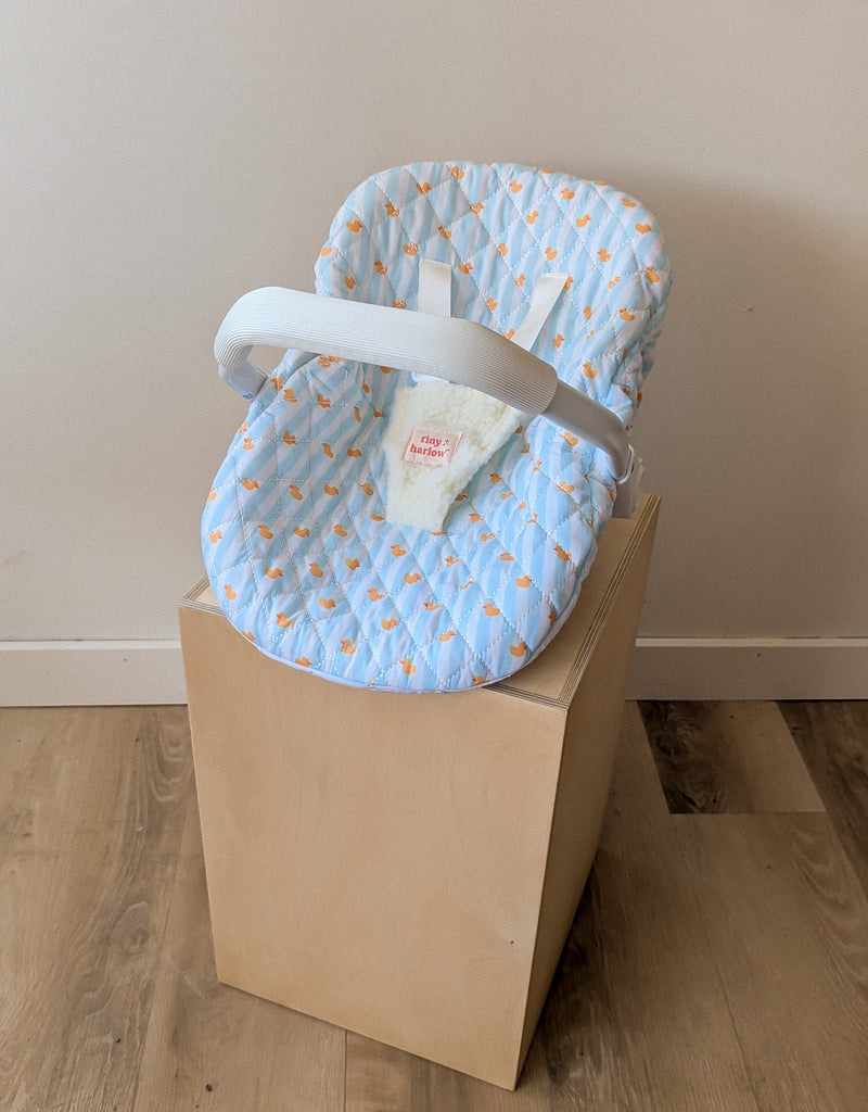 Doll Capsule - Blue ducky - Tiny Harlow