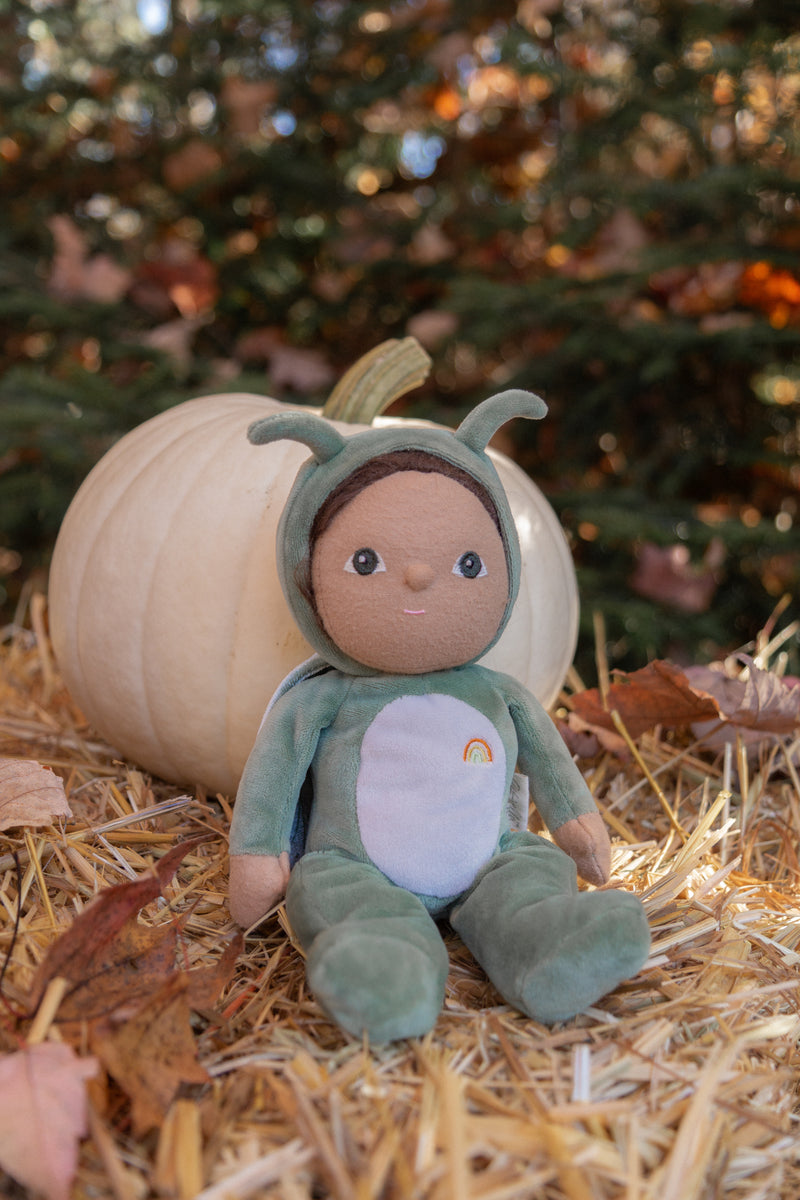 Dinky Dinkum Doll - Gideon - grasshopper - Olli Ella