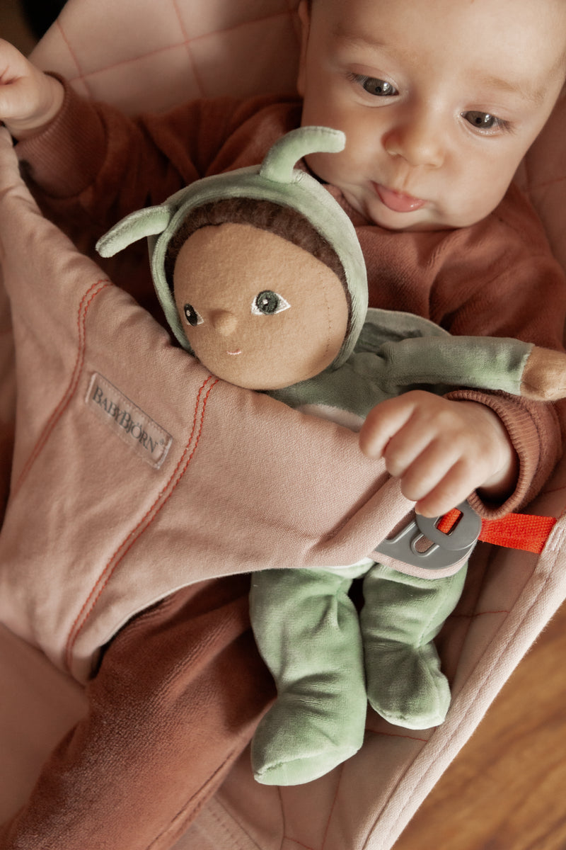 Dinky Dinkum Doll - Gideon - grasshopper - Olli Ella