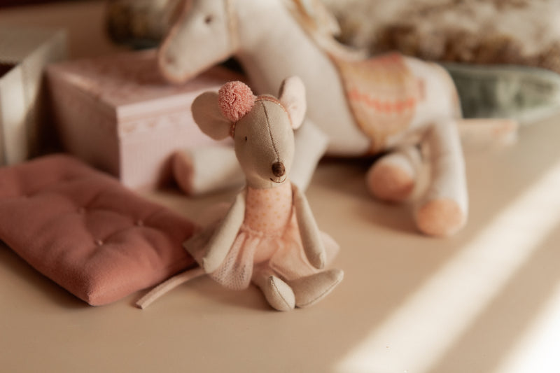 Petite soeur souris Ballerine avec pompom - Rose - Maileg