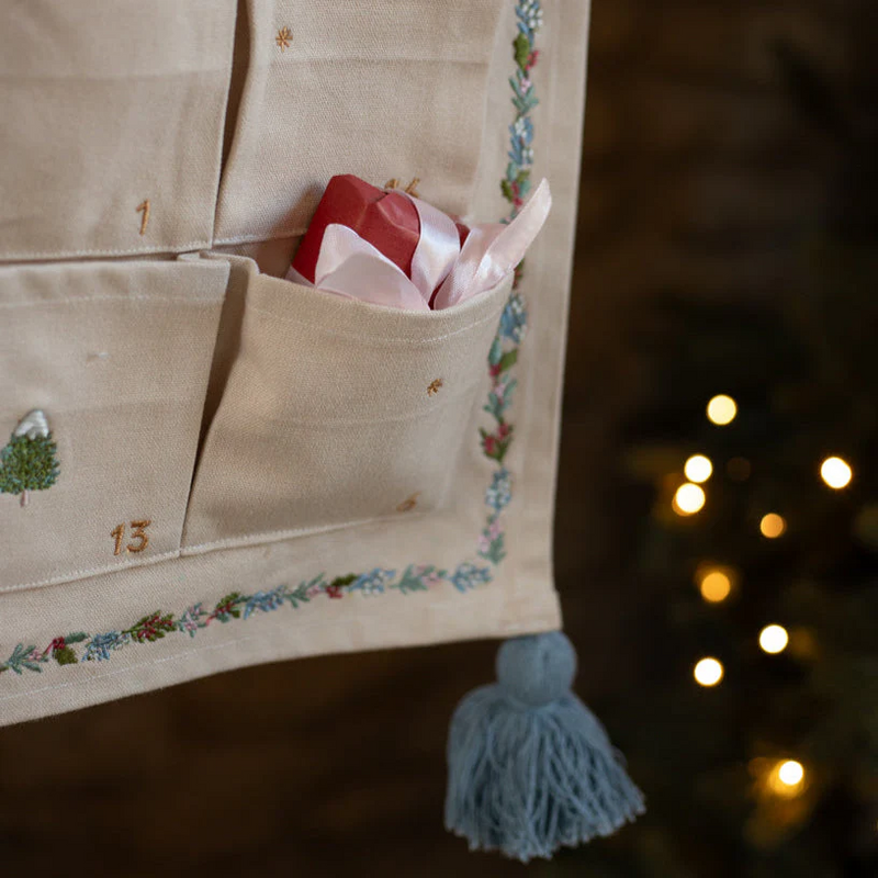 Advent Calendar - Winter in Nature - Avery Row