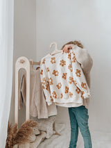 Abricotine ⚜ Porte vêtements en bois - Abricotine vendu par Veille sur toi