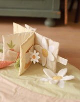 Avery Row FBOWCH Livre d'éveil en tissus - Les histoires de lapins - Bunny Tales - Avery Row vendu par Veille sur toi