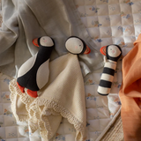 Avery Row RATPUF Hochet en tricot - Macareux - Avery Row vendu par Veille sur toi