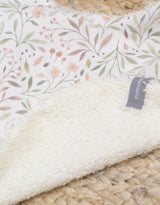 Baluchon ⚜ 53141801 Bavoir de coton doublé en ratine - Feuillages doux - Bambino par Baluchon vendu par Veille sur toi