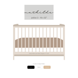 bassinette. sku-51240312373561 NOM EN BOIS PERSONNALISÉ - Lettres attachées (ÉPAIS - 1/4 po) POLICE 3 / 16 x 32 pouces / Naturel vendu par Veille sur toi