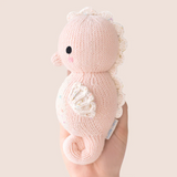 Cuddle + kind BBYSEAHPK003 Peluche - Bébé Hippocampe 7" - Rose Poudre - Cuddle + kind vendu par Veille sur toi