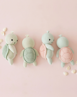 Cuddle + kind BBYTURAQ003 Peluche - Bébé tortue 7" - Vert algue - Cuddle + kind vendu par Veille sur toi