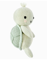 Cuddle + kind BBYTURAQ003 Peluche - Bébé tortue 7" - Vert algue - Cuddle + kind vendu par Veille sur toi