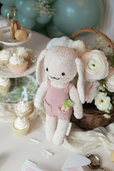 Cuddle + kind Peluche - Harper la lapine - Cuddle + kind vendu par Veille sur toi