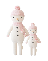 Cuddle + kind Peluche - Holly le bonhomme de neige - Cuddle + kind vendu par Veille sur toi