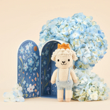 Cuddle + kind TINYLAMSEB4 Peluche avec jolie boîte - Tiny 6" - Sebastien le mouton - Cuddle + kind vendu par Veille sur toi