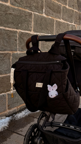 Dans le sac ⚜ Quilted-Convertible-Backpack-Black Sac à dos matelassé convertible - Noir - Dans le sac vendu par Veille sur toi