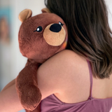 Hugimals HUG001BR Peluche lourde et apaisante - Darby l'ours - Hugimals vendu par Veille sur toi