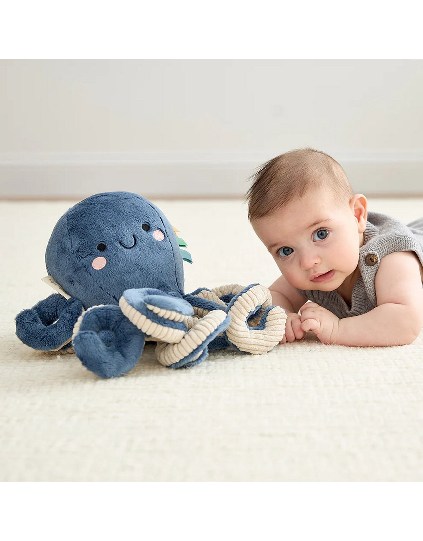 Omuyasi Peluche Pieuvre Jouet Bebe 1 An, Kawaii Montessori Sensoriel Jouet Enfant 1 2 3 Ans Avec 8 Tentacules Textures Cadeau Fille Garcon Enfant 5 6 7 8 Ans Autisme Jouets Omuyasi Peluche Pieuvre Jouet Bebe 1 An, Kawaii Montessori Sensoriel Jouet Enfant 1 2 3 Ans Avec 8 Tentacules Textures Cadeau Fille Garcon Enfant 5 6 7 8 Ans Autisme Jouets