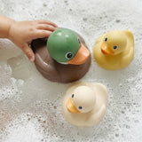 Itzy Ritzy 456402188 Jouet de bain - La famille Itzy ducky - Canard Colvert - Itzy Ritzy vendu par Veille sur toi