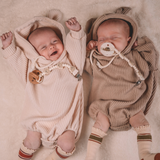 Itzy Ritzy Attache-suce en silicone - Sweetie Strap Plus™ - Itzy Ritzy vendu par Veille sur toi