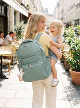 Itzy Ritzy Canada 101002267 Sac à dos à couche Boss Plus™ - Petite oie - Itzy Ritzy vendu par Veille sur toi
