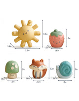 Itzy Ritzy FP8560 Ensemble de 4 marionnettes à doigts avec un gicleur soleil - Bitzy Puppets™ - Itzy Ritzy vendu par Veille sur toi