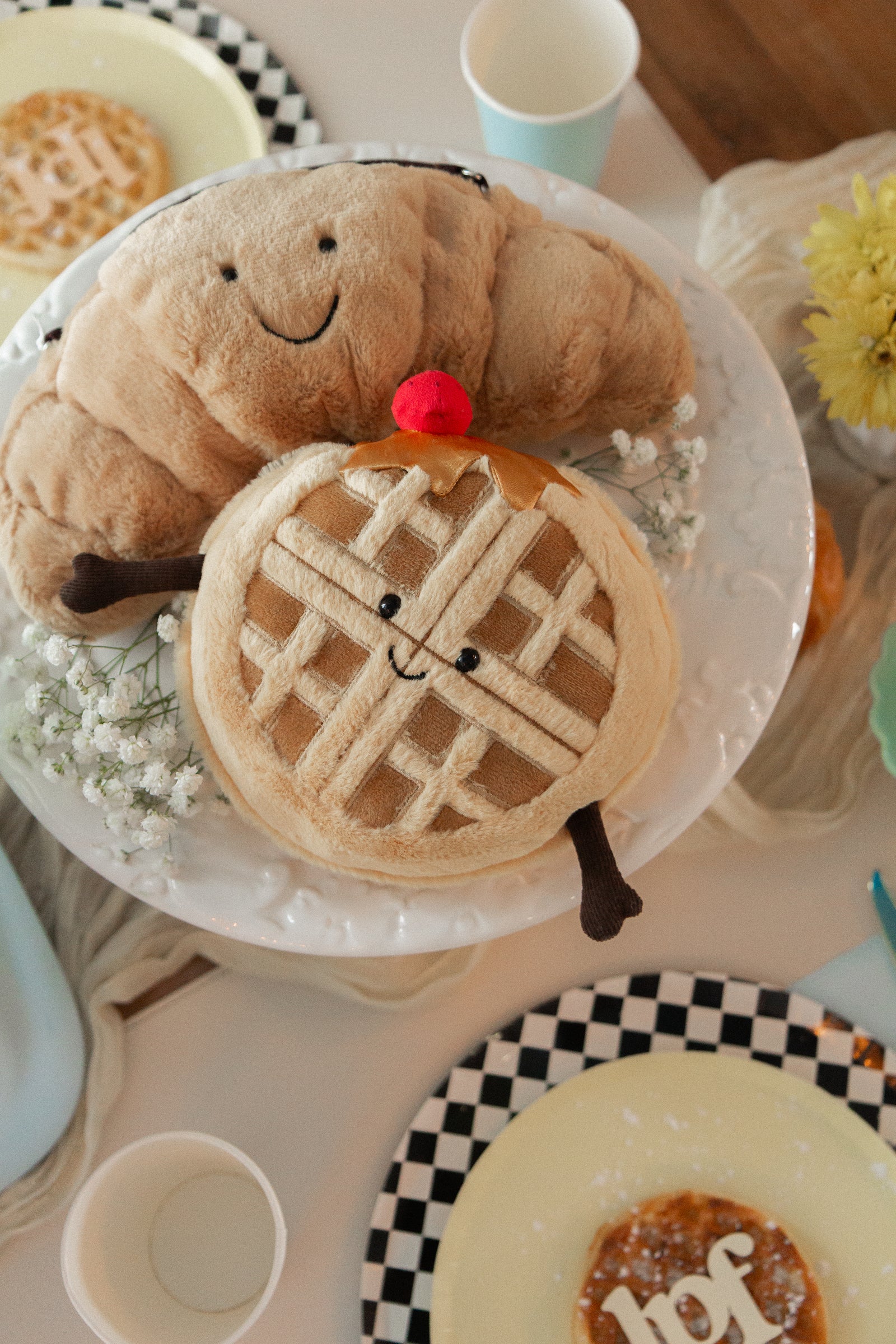 Veille sur toi - Soft Plush - Amuseables Rene Waffle - Jellycat