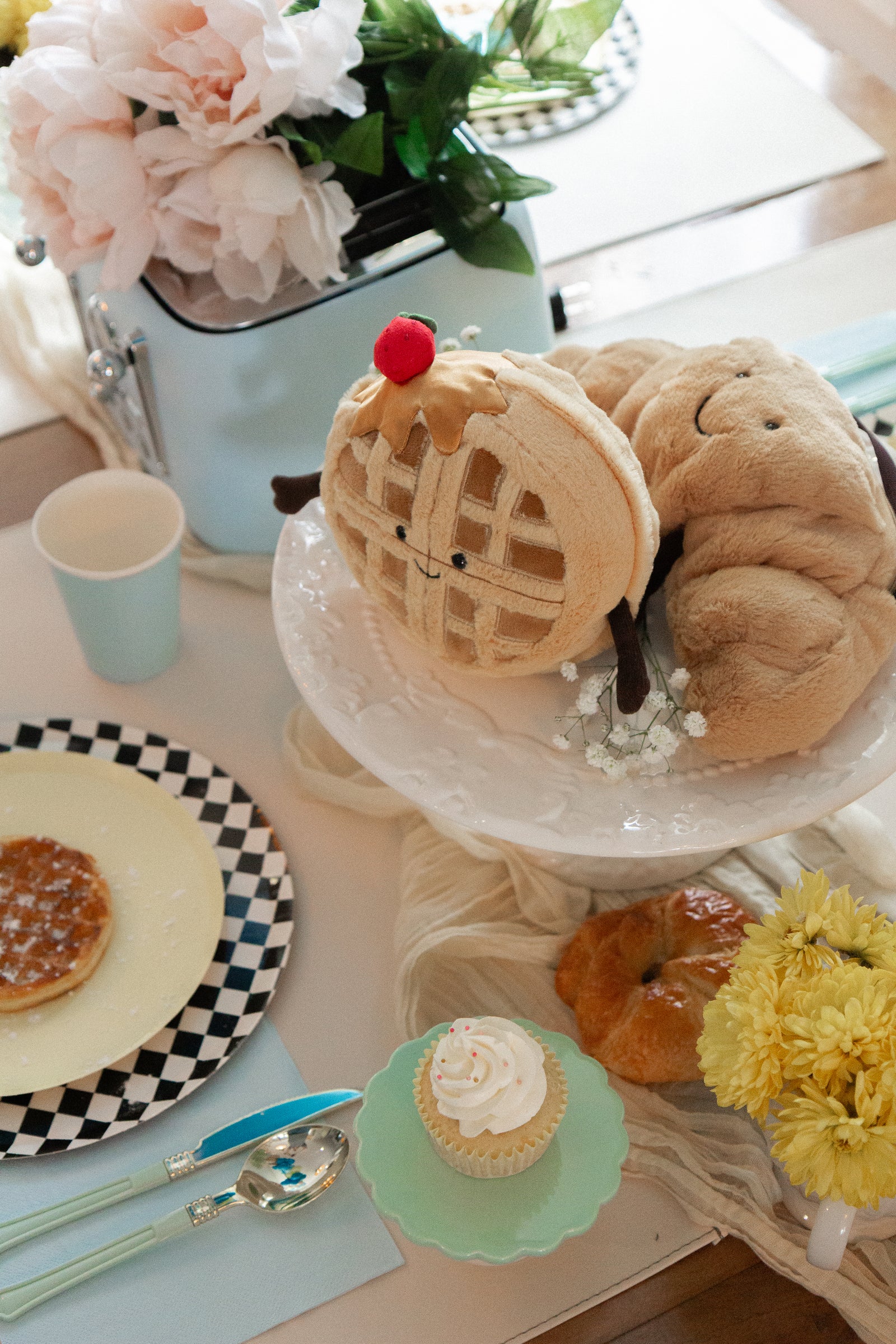 Veille sur toi - Soft Plush - Amuseables Rene Waffle - Jellycat