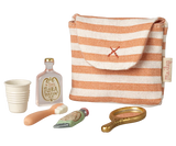 Maileg 11-6303-00 Ensemble de brosse à dents pour souris dans un sac - Maileg Rayures corail vendu par Veille sur toi