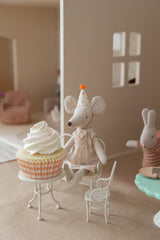 Maileg 16-1023-00-ambree Lapin oreilles dressées - Barboteuse lignée ambrée - Maileg vendu par Veille sur toi