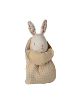Maileg 16-6972-00 Peluche Mini Lullaby friends avec couverture - Lapin - Maileg vendu par Veille sur toi