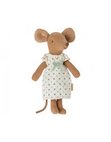 Maileg 17-3202-01 Grande soeur souris brune, robe de nuit blanche dans sa boîte d'allumettes - Maileg vendu par Veille sur toi