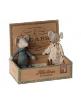 Maileg 17-3303-00 Grands-parents souris dans une boite à cigare - Maileg vendu par Veille sur toi
