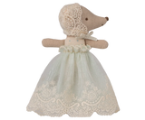 Maileg 17-6000-01 Bébé souris en robe de cérémonie - Maileg Menthe vendu par Veille sur toi