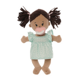 Manhattan Toy MT168160 Poupée souple Stella - Couettes brunes - Manhattan Toy vendu par Veille sur toi