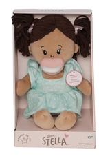 Manhattan Toy MT168160 Poupée souple Stella - Couettes brunes - Manhattan Toy vendu par Veille sur toi