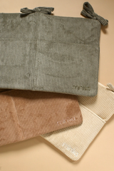Minika ⚜ PochetteRangement-Feuille Pochette de rangement pour lit de bébé - Feuille - Minika vendu par Veille sur toi