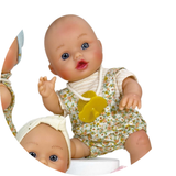 Nines d'Onil NINES-0544-05 Poupée Golosito 24 cm - Nines d'Onil Garçon - Barboteuse fleurs et chandail ligné vendu par Veille sur toi