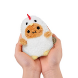 Noodoll T02814 Mini peluche assise - Ricespud costumé en poule - Noodoll vendu par Veille sur toi