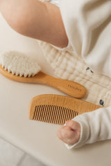 Noüka WBC01 Ensemble brosse et peigne pour bébé - Noüka vendu par Veille sur toi