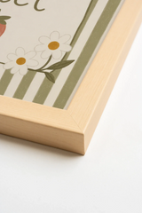 Oleka Canvas BERRY SWEET, Oeuvre sur toile rigide, encadré Naturel Clair (collective) vendu par Veille sur toi