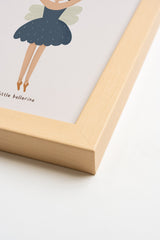Oleka Canvas Petite Ballerine, Toile rigide encadrée vendu par Veille sur toi