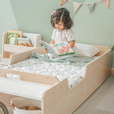 Sapiens Child APPLE CRIB - Montessori Floor Bed with Rails & Shelves vendu par Veille sur toi