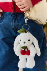 Snuggle Bunnies SB-174347 Breloque pour sac - Pénélope le lapin avec cerise - Marshmallow - Snuggle Bunnies vendu par Veille sur toi