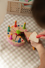 Tender Leaf Toys TL8282 Gâteau d'anniversaire arc-en-ciel - Tender Leaf Toys vendu par Veille sur toi
